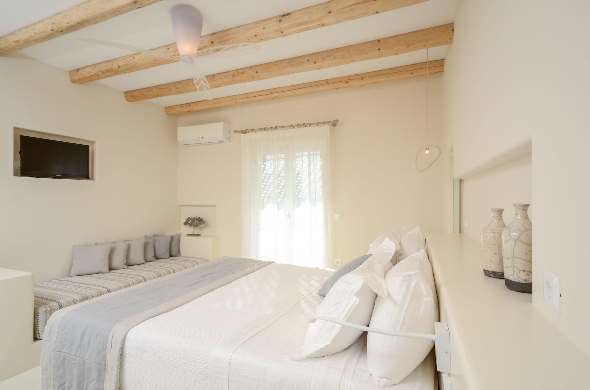 Antony Suites (Adults Only) Naxos City Экстерьер фото