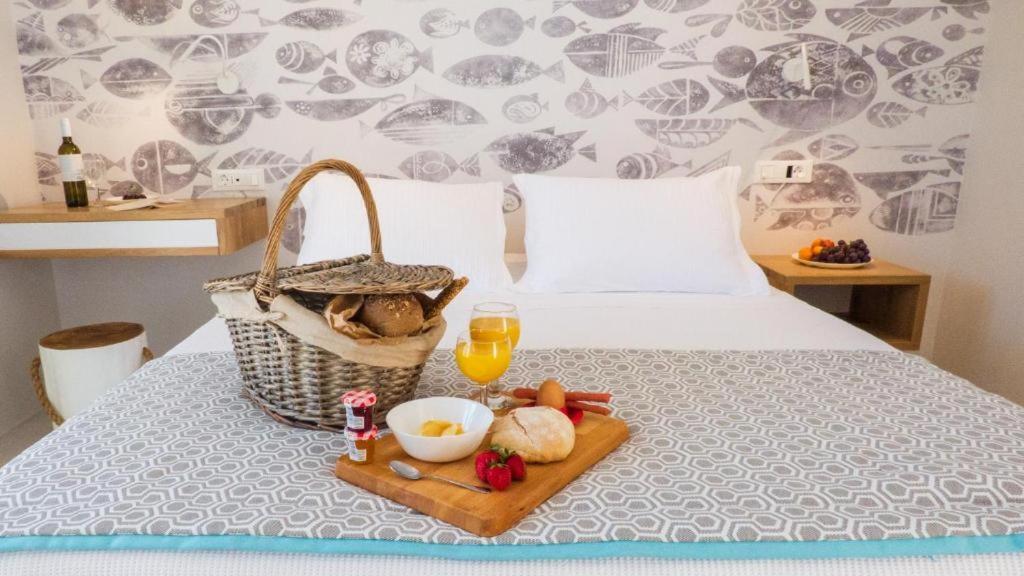 Antony Suites (Adults Only) Naxos City Экстерьер фото